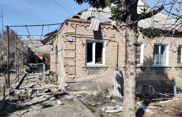 Обстрел Никопольского района из РСЗО: повреждены дома и есть погибшие