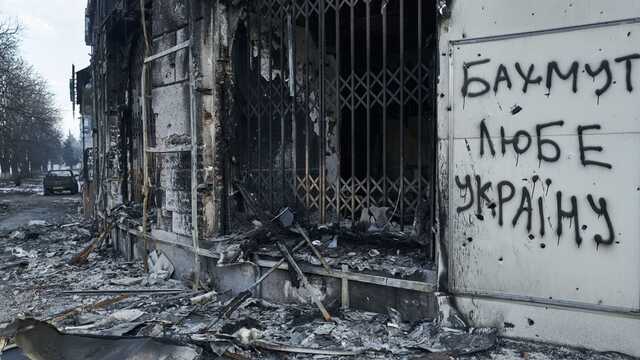 Відводу військ з Бахмута немає, відбувається ротація, - Череватий