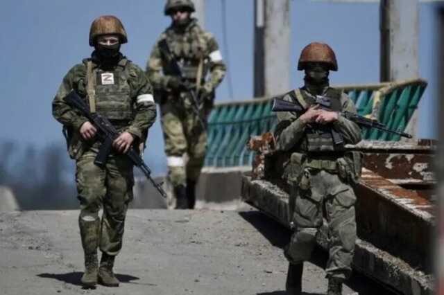 У Луганській області окупанти терміново ставлять на військовий облік підлітків, - ОВА