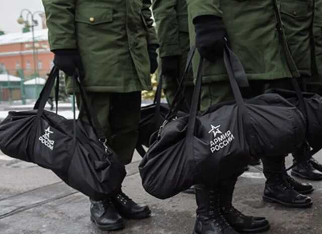 В российском Новосибирске подожгли центр, в котором собирают "гумпомощь" для оккупантов