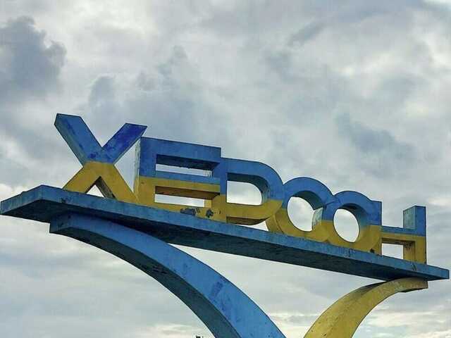 Окупанти зранку обстріляли Херсон: є загиблі