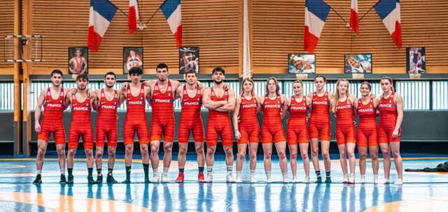 Вся збірна Франції з боротьби виявилася чеченцями