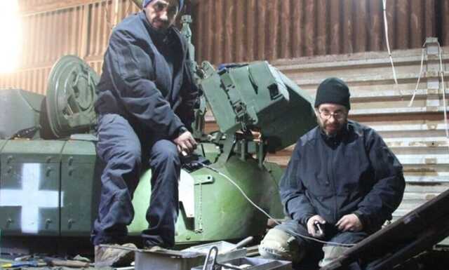 "Очі дивляться, руки роблять": у ЗСУ показали, як відновлюють трофейні російські танки