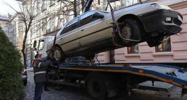 У украинца конфисковали автомобиль за рекордное количество штрафов