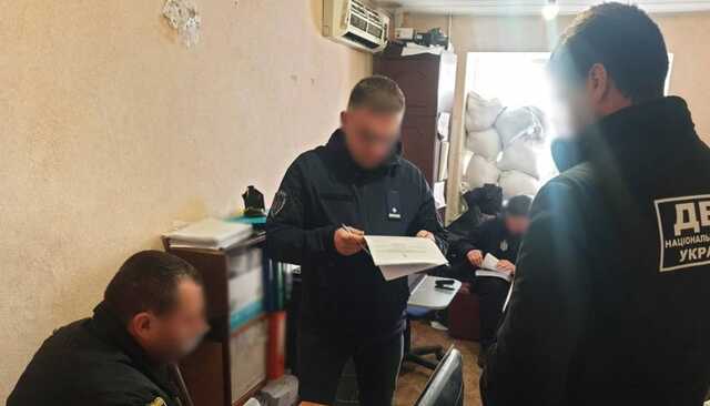 В Одесі двоє поліцейських шантажували наркоділків