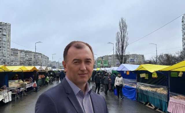 Дозвіл за 500 доларів: чиновник КМДА опинився під слідством за “ярмарковий хабар”