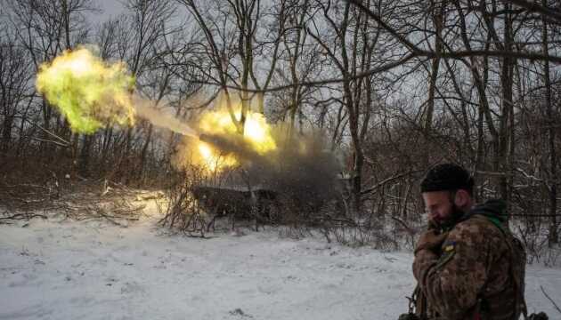 Захисники України відбили 69 атак окупантів на 5 напрямках, - Генштаб