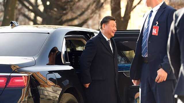 З’явилося відео проїзду кортежу Сі Цзіньпіна після зустрічі з Путіним