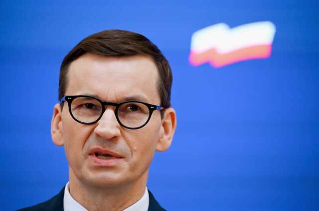 Пора конфисковать российские активы, чтобы отстроить Украину, - премьер Польши