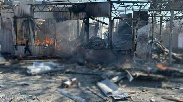 Окупанти 8 разів за добу обстріляли Херсон, є поранені