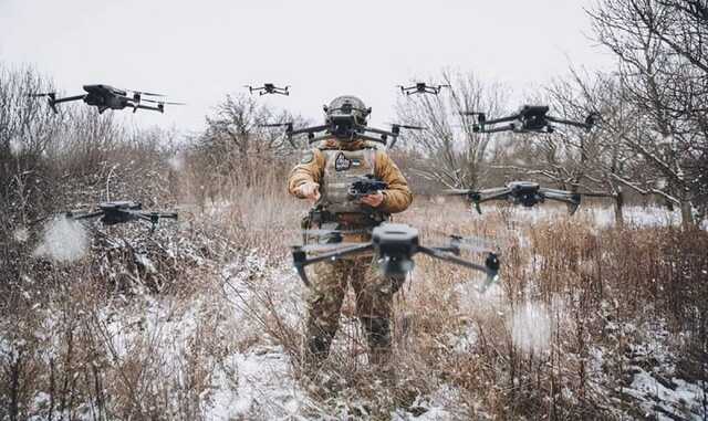 "Знаходимо цілі і даємо координати": як працюють десантники-розвідники і шматують піхоту противника
