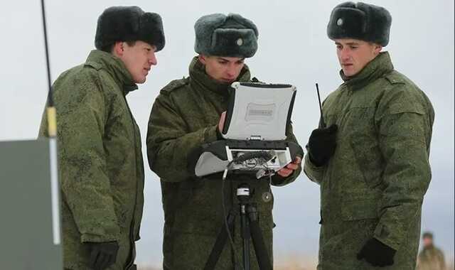 Війна в окопах: у Росії повідомили про створення нового сухопутного дрону "Їжак"