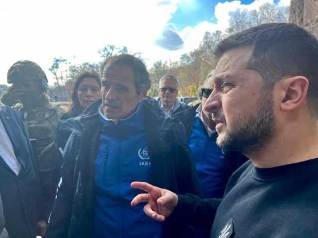 Глава МАГАТЭ вместе с Зеленским осмотрели повреждение Днепровской ГЭС