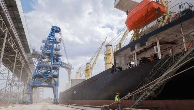 Повне розблокування портів дасть Україні 18 млрд доларів валютної виручки, - ФРУ