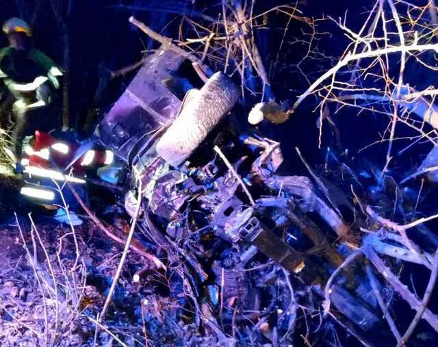 На Київщині легковик вилетів у кювет і перекинувся: є загиблі, серед постраждалих дитина