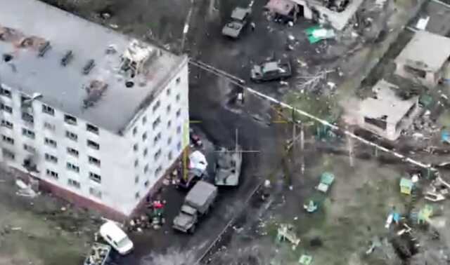 Артилеристи вразили два склади боєприпасів окупантів на бахмутському напрямку