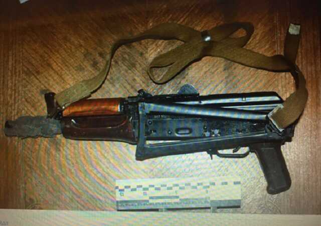 ДБР не може встановити, як партія зброї зникла з армійського складу