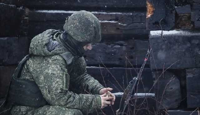 Готуються до оборони. У Криму окупанти масово будують захисні споруди