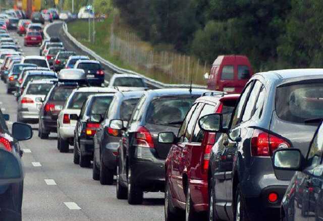 Украинцев предупредили о очередях на въезд на западную границу