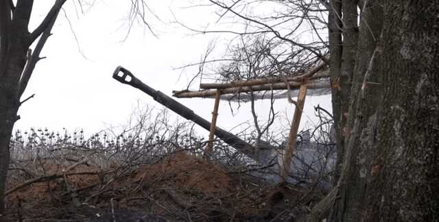 Українські захисники розповіли, як збили із САУ Palladin російський гелікоптер