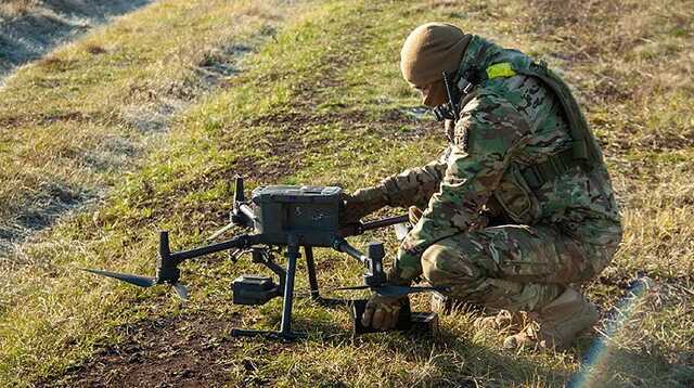 Роблять попкорн з окупантів. Прикордонники показали роботу з дроном