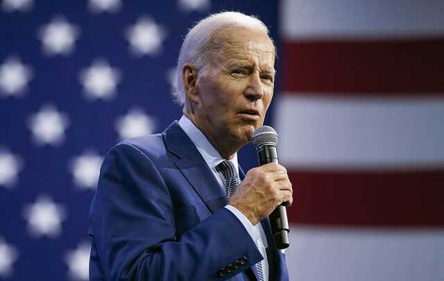 Байден хоче заборонити продаж штурмової зброї американцям