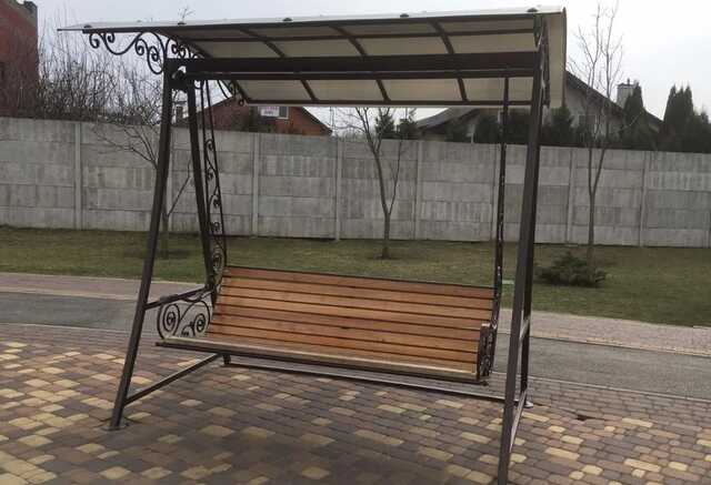 Смерть ребенка в Вишневом из-за качелей на площадке: отец рассказал подробности трагедии