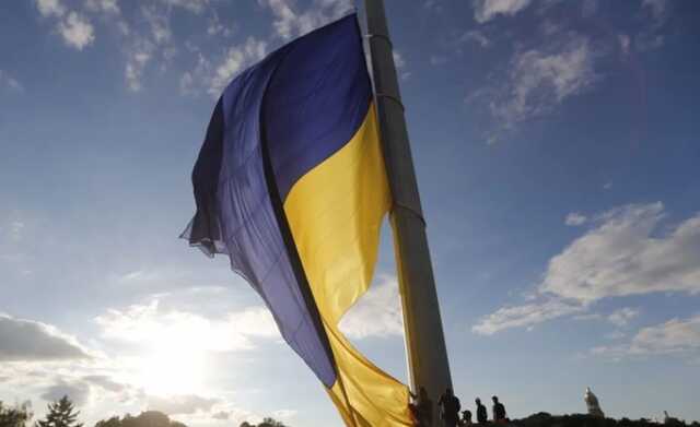 Побит 11-летний рекорд: сколько валюты накопила Украина на 14-м месяце войны