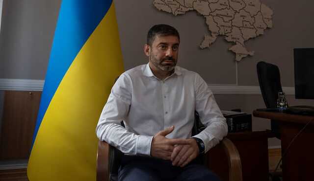 Омбудсмен розповів, як сім’ям військовополонених можна отримати 100 тисяч гривень