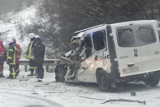 Водій мікроавтобуса загинув у ДТП з фурою на Львівщині