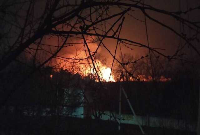 Під Сімферополем масштабна пожежа з вибухами, росіяни кажуть про НП на птахофабриці