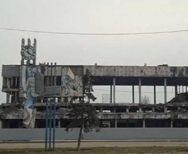 Окупанти в окупованому Маріуполі зносять залізничний вокзал, - Андрющенко