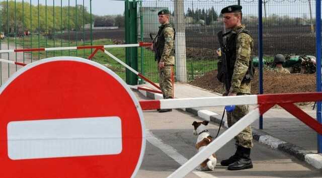 Використовують "Шлях": ЗМІ розкрили схему, за якою депутати виїжджають із України