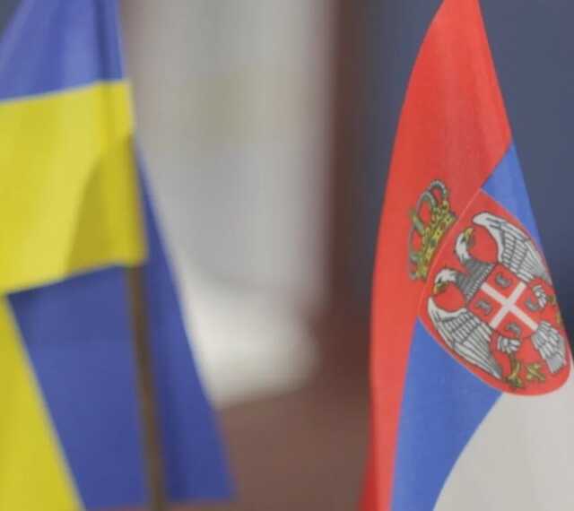 ЗМІ повідомили, що Сербія погодилася відправити Україні озброєння: в Белграді відреагували