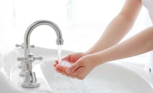 В Киеве начались плановые отключения горячей воды