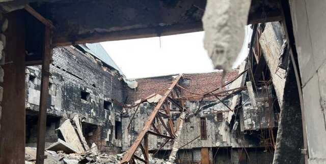 Армия РФ ударила по школам и больнице в Николаевской области: погибли подростки