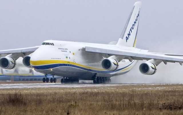 Україна отримає від Канади конфіскований у Росії АН-124