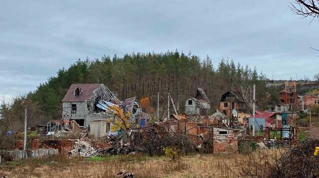 Город практически уничтожен: появилось видео из разрушенного боями Святогорска