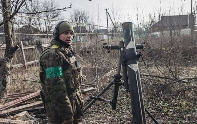 В Бахмуті відбулося 34 бойових зіткнення між ЗСУ та окупантами: карти боїв