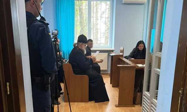 В Ужгороде суд запретил священнику-сепаратисту общаться с верующими