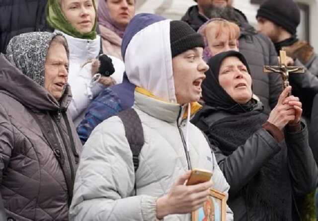 Що в голові у вірянина московської церкви в Україні: фейки, міфи, конспірологія, потоп