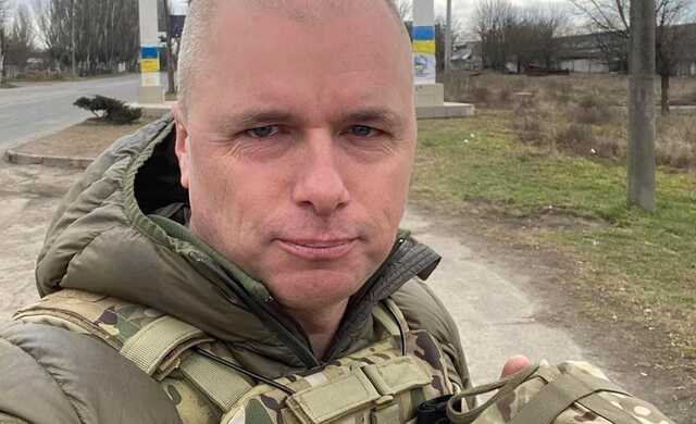 "Хлопчик" з банки згущеного молока допомагає ЗСУ: "ганяє тачки", знаходить рації та збирає аптечки