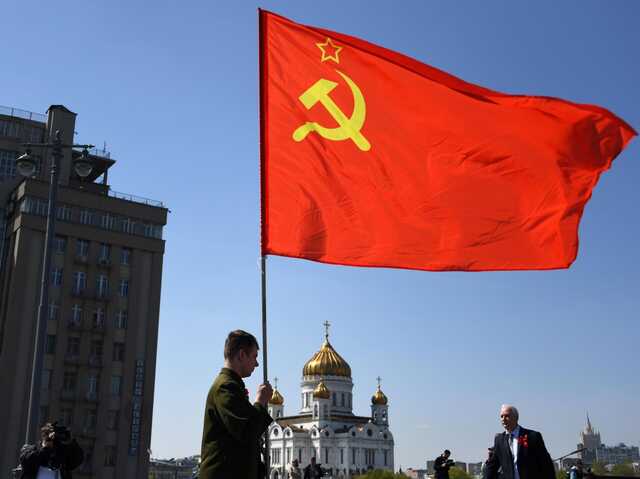 У Волгограді на фасад університету повернуть контур барельєфа Сталіна, прибраний за Хрущова