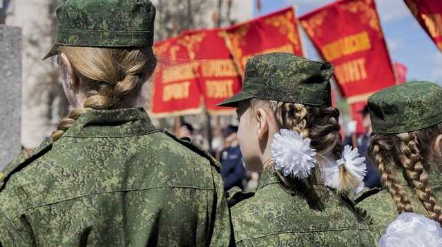 Военные парады на 9 мая упразднили еще в двух российских городах