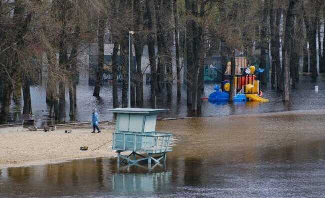 Паводок у Києві: яка ситуація на ранок після двох днів підйому води