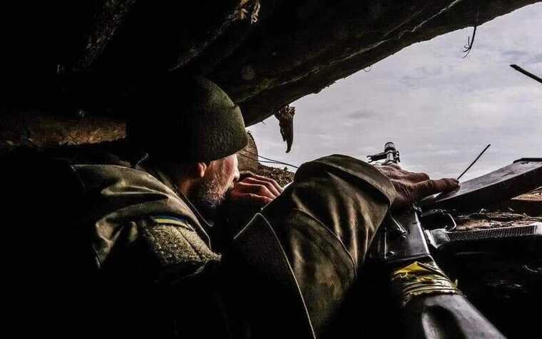 Український воїн влучив у російський дрон-камікадзе за мить до атаки