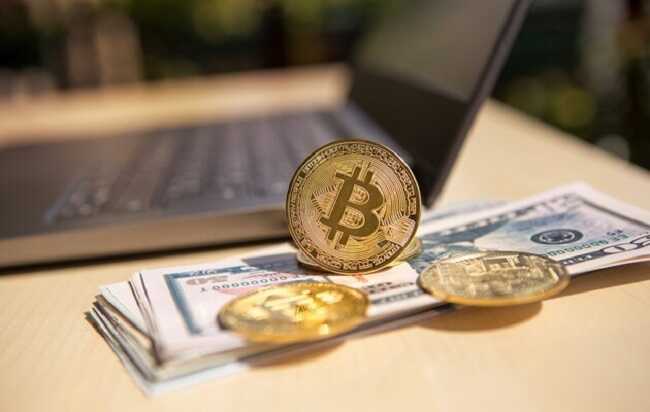 Хакер вкрав у російських спецслужб біткоїни та передав Україні