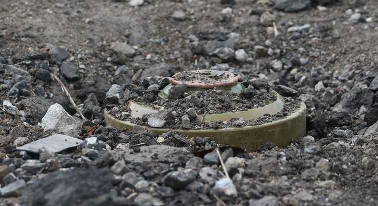 Підірвався на міні ЗС РФ: на Херсонщині сапер отримав тяжкі поранення