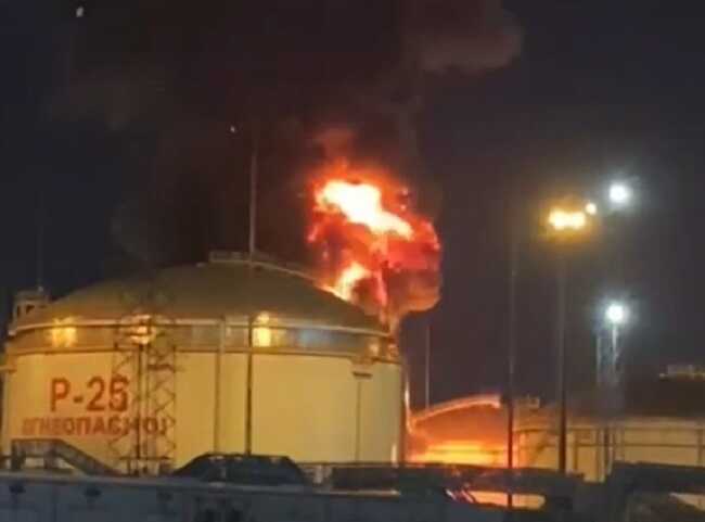 У Краснодарському краї РФ сталася пожежа на нафтобазі