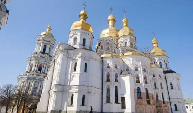 Мінкульт передав у користування 16 корпусів Києво-Печерської Лаври